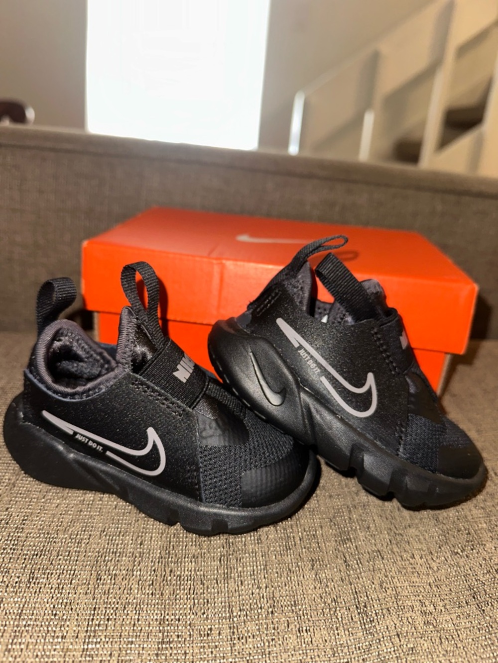 Nike Toddler Flex Runner 2 Black/Flat Pewter-Anthracite